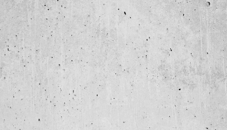 Surowy beton na ścianach – sekret stylowego wnętrza